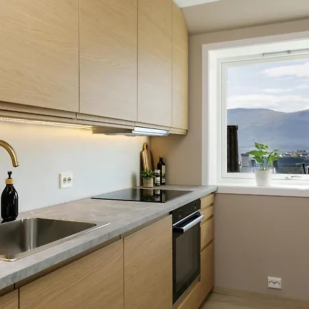 Fjord Vista - Floor In * Олесунн