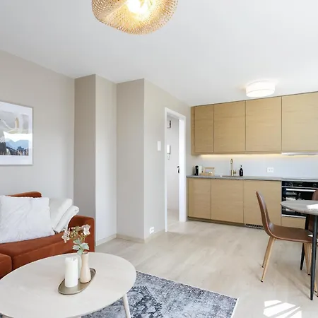Апартаменты Fjord Vista - Floor In Олесунн
