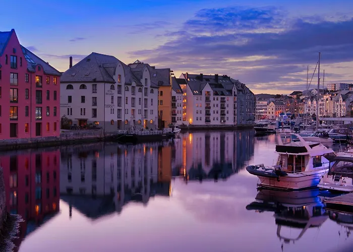 Fjord Vista - Floor In *