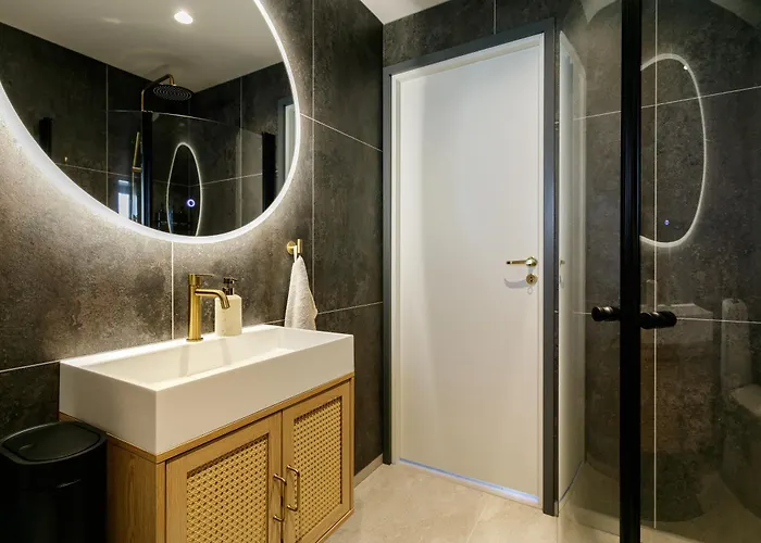 Fjord Vista - Floor In *